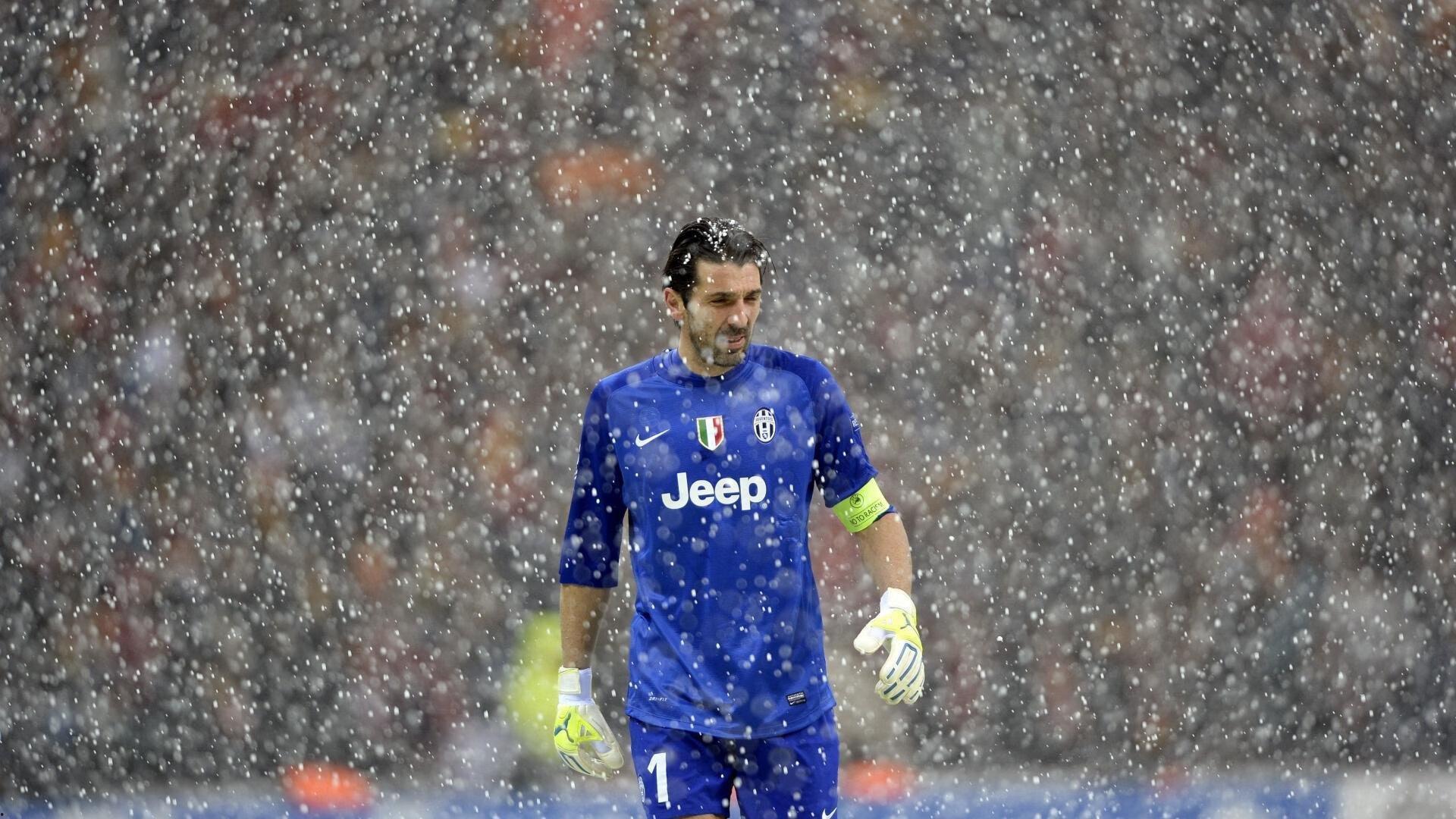 体育科技革新竞技场，智能设备与数据分析重塑运动员表现